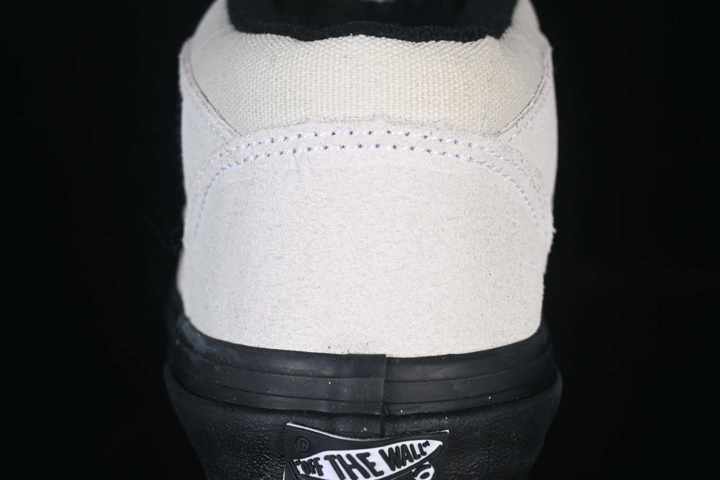 All categories Vans Vans series Vans Mid Vans China Vans Half Cab 33 Vans official retro casual simple versatile skateboard shoes VN000CXJYB2